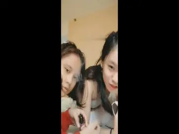 Terciduk! Pacar LDR Asyik Ngentot Sama Pria Lain poster